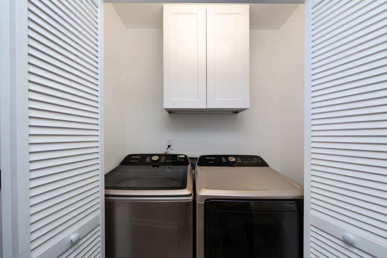 Brandnew Spacious 4 Bedroom House Minutes To Uptown ชาร์ล็อต ภายนอก รูปภาพ